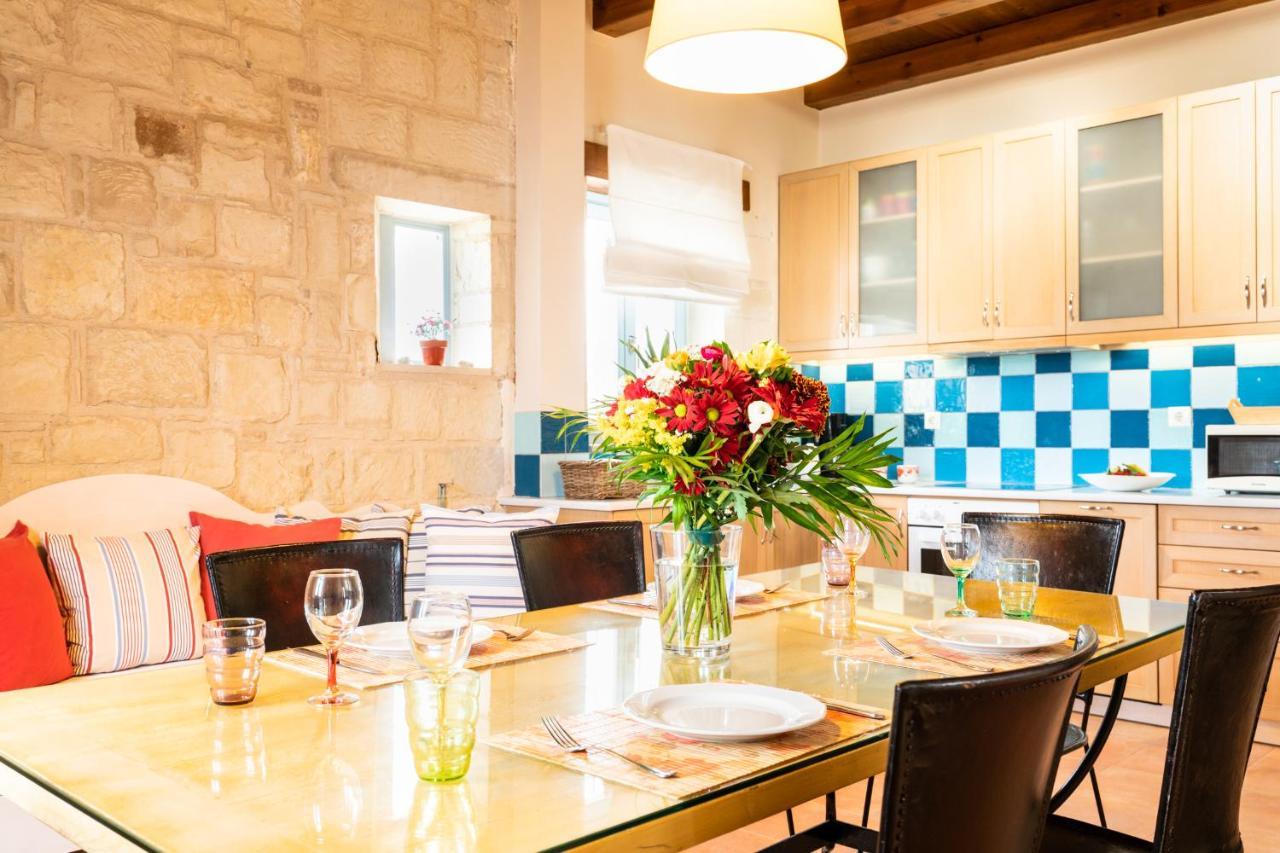 Beachfront Villa Turquoise With Private Pool, Bbq And Ping Pong Table 하니아 외부 사진